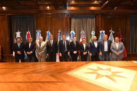 El gobernador Gustavo Sáenz se reunió con Sergio Massa