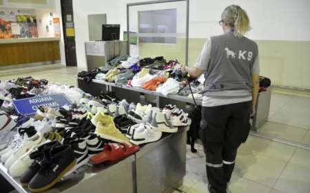 La Aduana revisará a los pasajeros que vuelvan al país con más valijas de las que se fueron