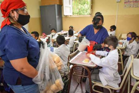 Este año la Copa de Leche se distribuirá por primera vez desde el inicio de clases