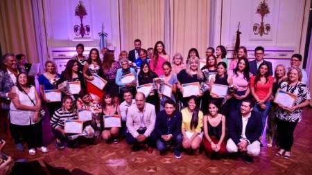 Se entregó la distinción “Macacha Güemes” a 21 mujeres salteñas