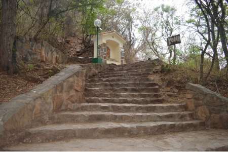 Detuvieron a un policía que acosaba mujeres en el cerro San Bernardo