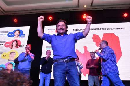 Gustavo  Sáenz fue reelecto gobernador de Salta