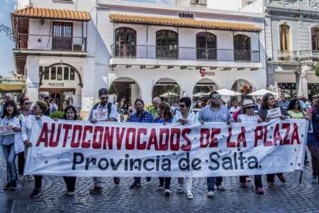 Sigue el paro de docentes autoconvocados
