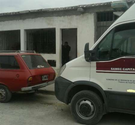 Policías evitaron que una menor se quite la vida en el barrio Democracia