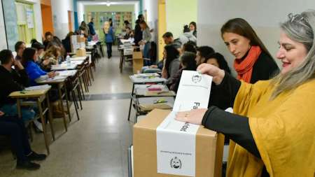 Fin de semana de elecciones en San Luis, Corrientes, Mendoza y Tucumán: todos los ganadores