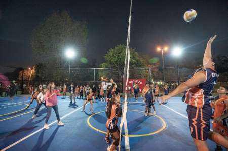 Se inauguró un nuevo playón deportivo en barrio Lamadrid