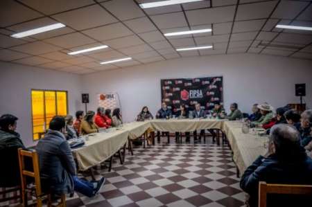 Funcionarios provinciales e intendentes se reunieron para analizar los avances de la minería