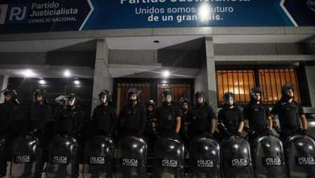 La intervención del PJ le sirve a Macri y es funcional a los peronismos que juegan fuera del partido