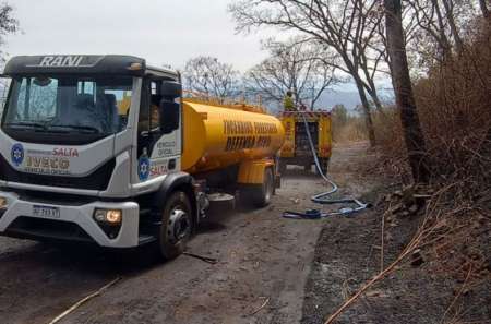 La Brigada Forestal apagó un incendio de pastizales en la zona norte