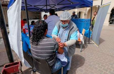 Durante la Novena del Milagro funcionará un vacunatorio en la Plazoleta 4 Siglos