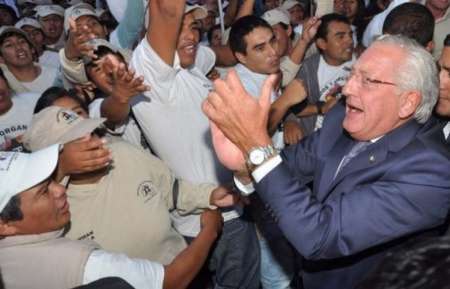 Jujuy: El ex gobernador Fellner se entregaría hoy a la Justicia