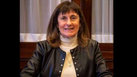 Echaron a la gerenta del Banco Central que cobraba más de $9 millones y contrató a una numeróloga