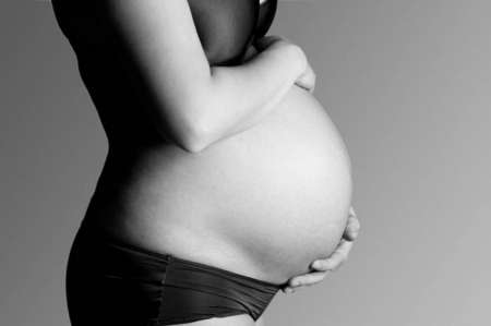 ¿Qué decía el convenio que firmó la Provincia con Microsoft para prevenir el embarazo adolescente?