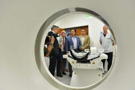 Se habilitó un nuevo tomógrafo en el Hospital Papa Francisco en el marco de su 10° aniversario