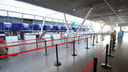 Evacuaron ocho aeropuertos y el Palacio de Versalles por amenazas de atentado en Francia