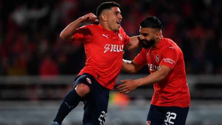 Independiente goleó 3-0 a Barracas Central y es puntero en su zona de la Copa de la Liga