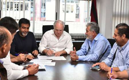 El Gobierno acordó un aumento de 25,5% con los gremios docentes