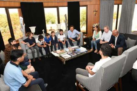 El Gobernador recibió a los estudiantes que representarán a Salta en el Mundial de Robótica