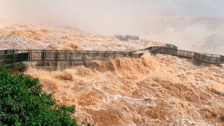 Las Cataratas continuarán cerradas por la crecida del río Iguazú