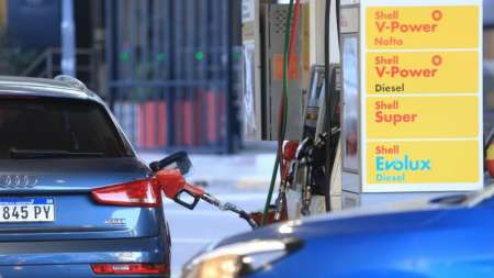 Shell, Axion e YPF aumentaron un 7,6% los precios del combustible en todo el país