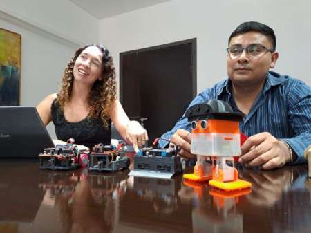Alumnos de San Martín participarán del Torneo Internacional de Robótica en Ecuador
