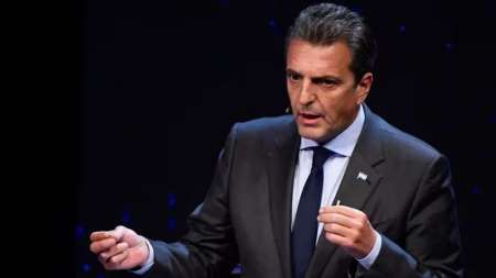 En el peronismo creen que Massa acorraló a Milei en el debate y dio una buena señal para los indecisos