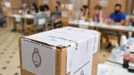 Empezó la veda electoral para el balotaje: qué se puede hacer y qué no