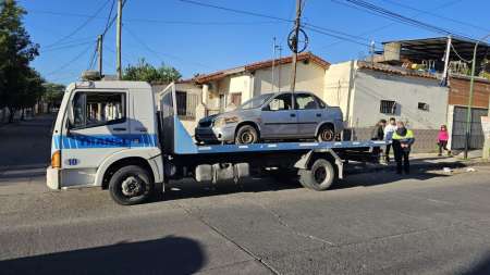 Cómo denunciar un vehículo abandonado