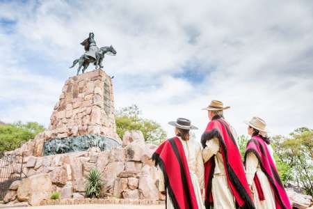 Calendario de actividades para recibir a los turistas