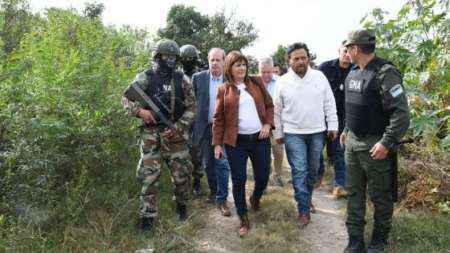 Sáenz y Bullrich recorrieron la frontera con Bolivia