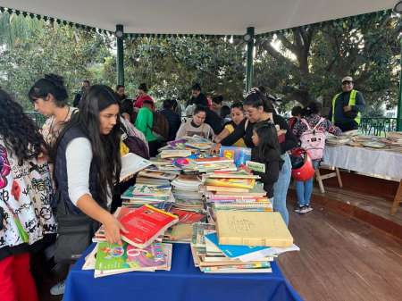 Segunda edición de la suelta de libros