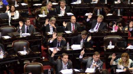 En sesión especial, la oposición buscará frenar los tarifazos del Gobierno