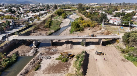 Comenzó la demolición del viejo puente de Santa Lucía
