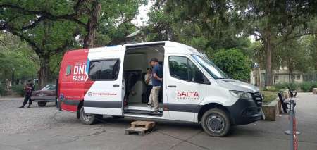 El móvil del Registro Civil recorre barrios de la Capital