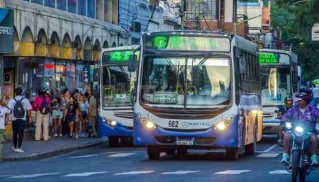 Nuevos desvíos para líneas de SAETA por las obras