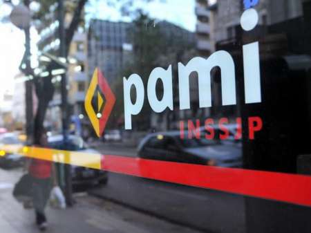 Atención jubilados: el PAMI implementará una credencial magnética