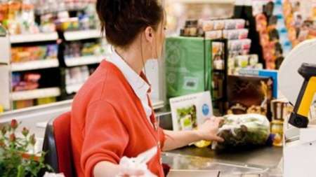 El salario mínimo alcanza para la mitad de la canasta básica total