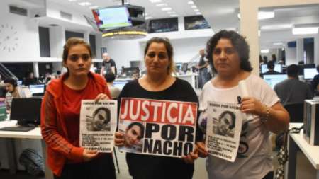 Familiares del joven fallecido.