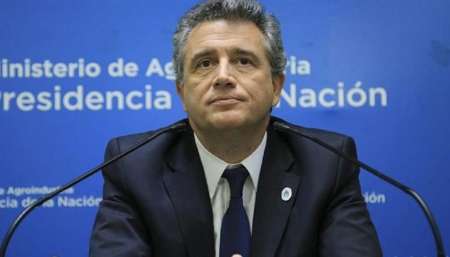 El ministro Etchevehere culpó al "kirchnerismo" de los 543 despidos en su cartera