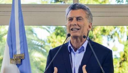 Tras la suba del dólar y las tarifas,  Macri bajó un fuerte mensaje a su Gabinete