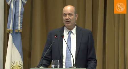 El Banco Central subió la tasa de Lebac al 38% para tratar de contener al dólar