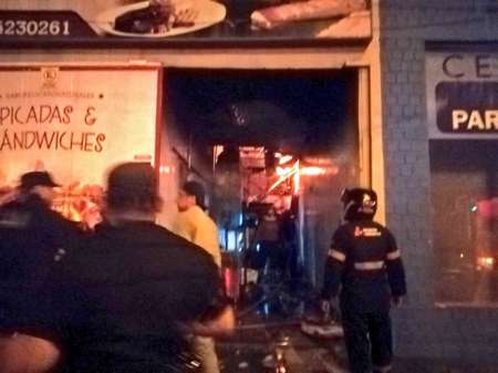 Se incendió anoche un local de "La Francisca”