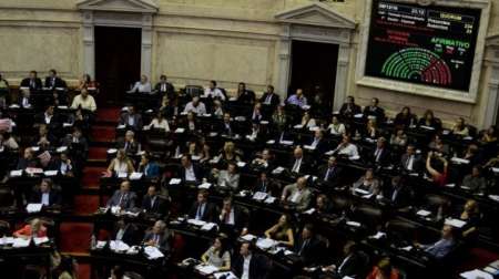 Diputados aprobó proyecto que retrotrae los aumentos tarifarios y pasa al Senado