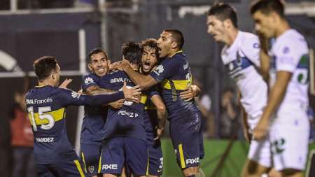 Mirá el festejo de los hinchas xeneizes en la plaza 9 de Julio