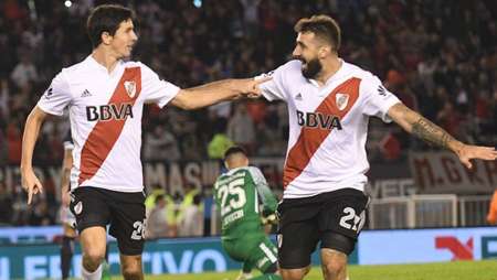 Colón frustró a Racing y River festejó