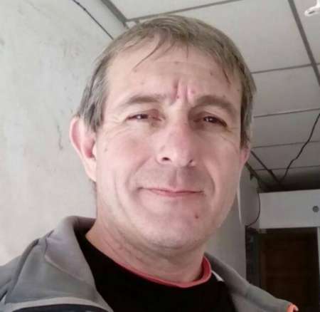 Asegura que por culpa de su ex vive en la calle: tiene HIV y su salud peligra