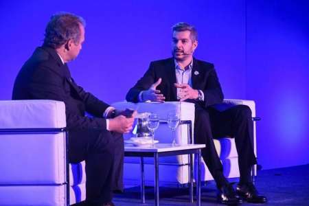 Peña sobre Dujovne: "Los cambios no lo convierten en un superministro"