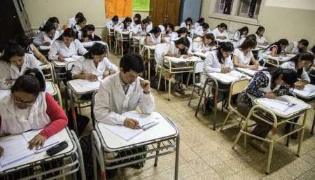 Se necesitan más profesores de física, química y lengua; mientras sobran los maestros de grado