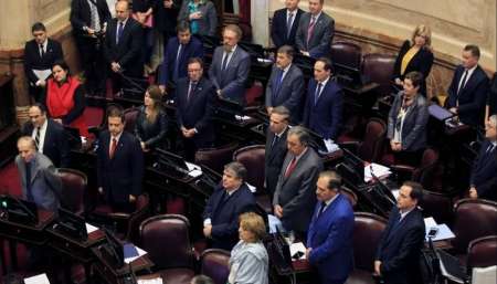 Una buena: el Senado aprobó la ley para que todos sean donantes de órganos