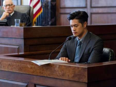 Ross Butler en una escena de la serie 'Por 13 razones'
